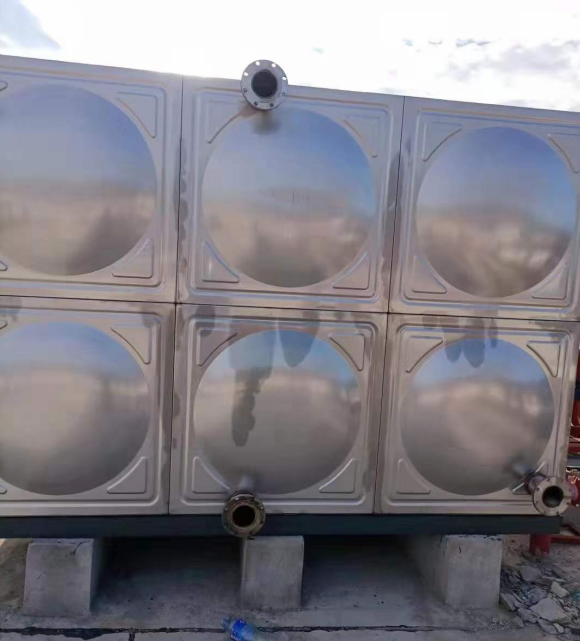 可克达拉组合式不锈钢水箱，玻璃钢水箱的替代品，不锈钢冲压板组合水箱