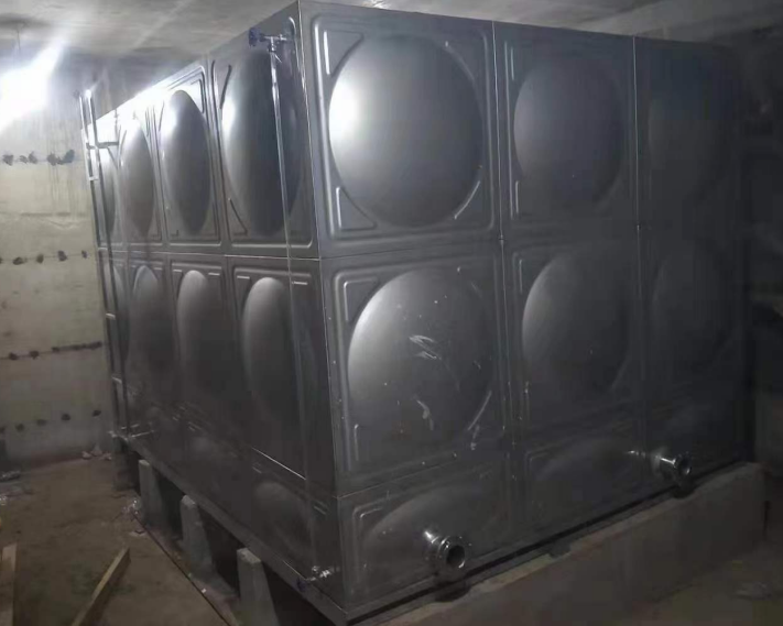 可克达拉不锈钢保温水箱的焊接方法